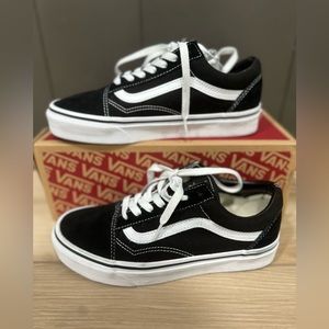 OLD SKOOL VANS